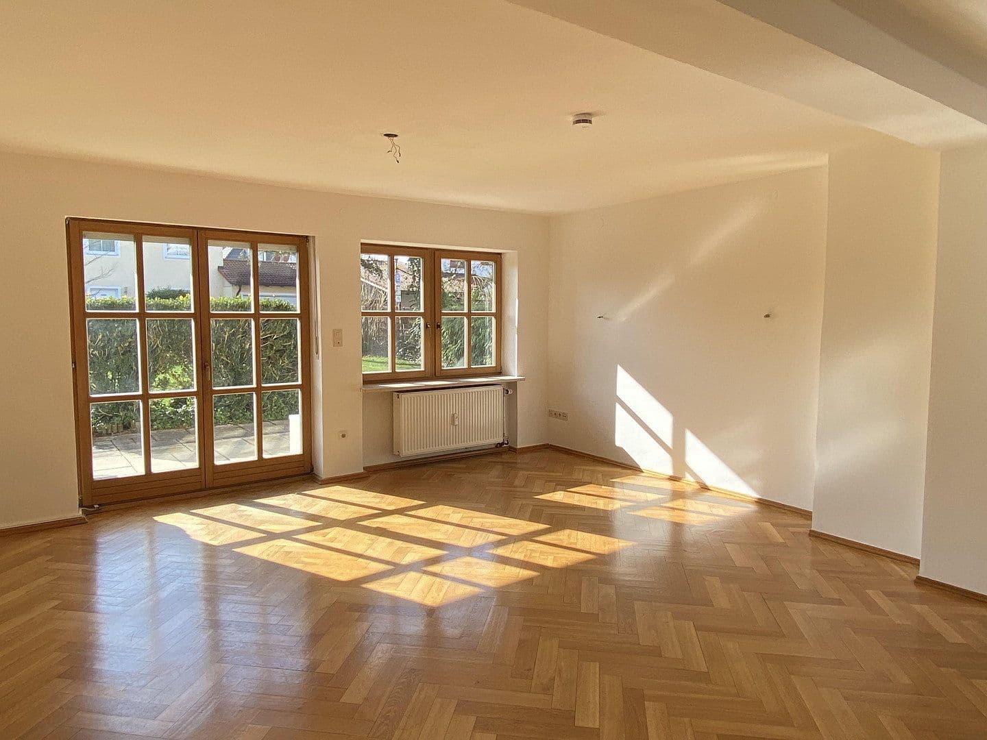 Prenájom bytu 3-izbový 98 m², Neufahrn b. Freising, Bavorsko Prenájom bytu 3-izbový 98 m², Neufahrn b. Freising, Bavorsko