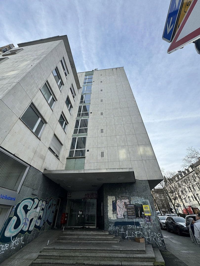 Predaj domu 1.009 m², pozemek 755 m², Bismarckring 21-23, Wiesbaden, Hesensko Predaj domu 1.009 m², pozemek 755 m², Bismarckring 21-23, Wiesbaden, Hesensko