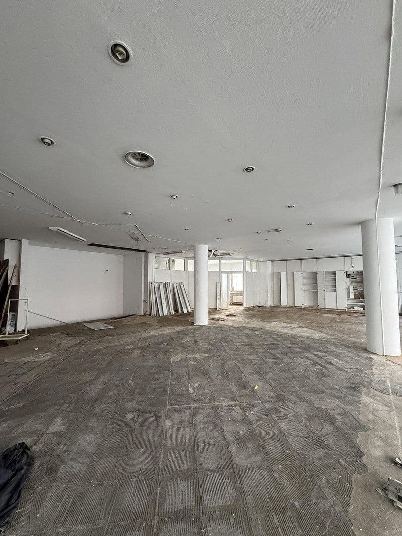 Predaj domu 1.009 m², pozemek 755 m², Bismarckring 21-23, Wiesbaden, Hesensko Predaj domu 1.009 m², pozemek 755 m², Bismarckring 21-23, Wiesbaden, Hesensko