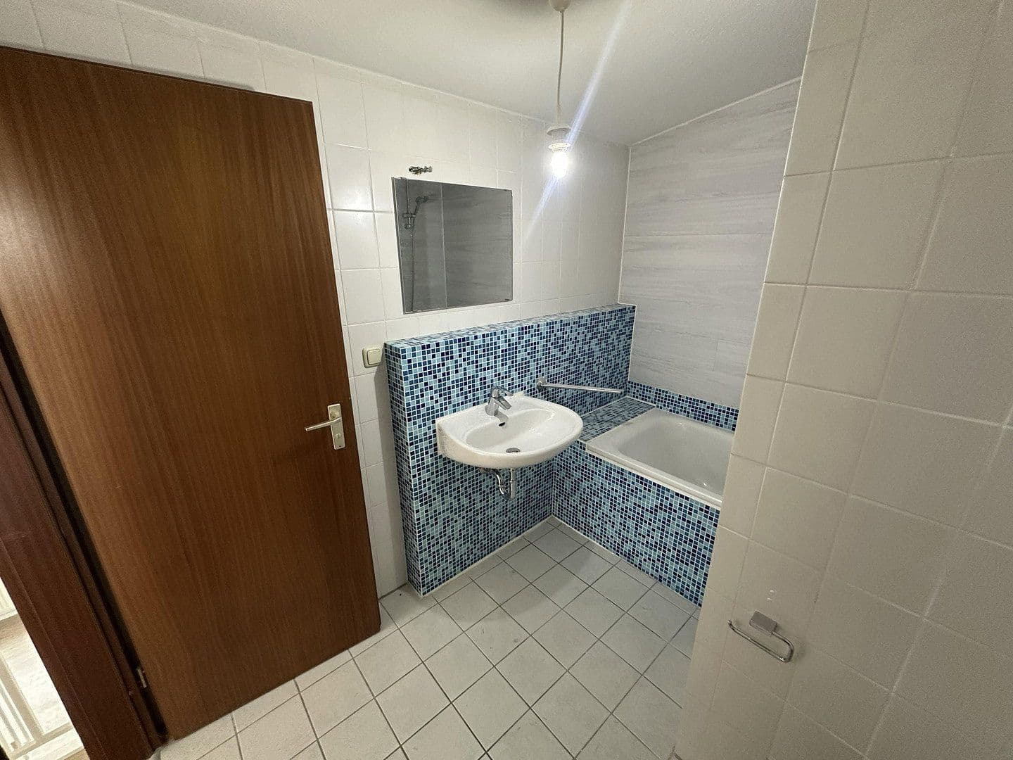 Prenájom bytu 3-izbový 72 m², Am Rebstock 12, Kabelsketal, Sasko-Anhaltsko Prenájom bytu 3-izbový 72 m², Am Rebstock 12, Kabelsketal, Sasko-Anhaltsko