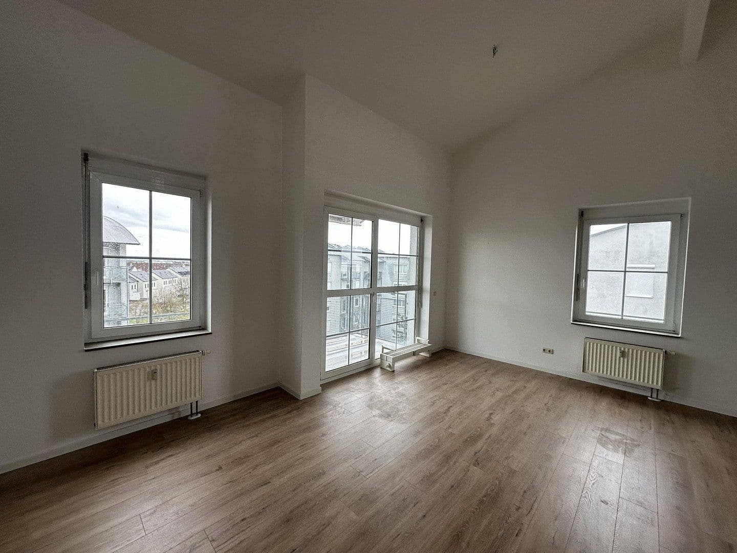 Prenájom bytu 3-izbový 72 m², Am Rebstock 12, Kabelsketal, Sasko-Anhaltsko Prenájom bytu 3-izbový 72 m², Am Rebstock 12, Kabelsketal, Sasko-Anhaltsko