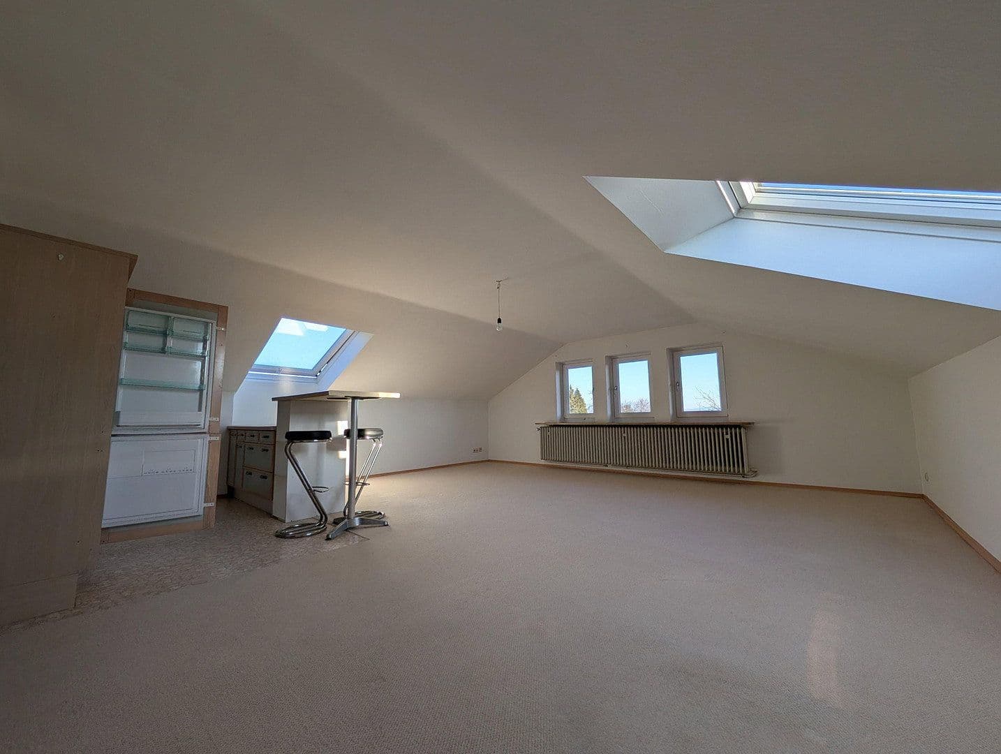 Predaj domu 260 m², pozemek 1.301 m², Kranzhornstraße 8, Feldkirchen-Westerham, Bavorsko Predaj domu 260 m², pozemek 1.301 m², Kranzhornstraße 8, Feldkirchen-Westerham, Bavorsko