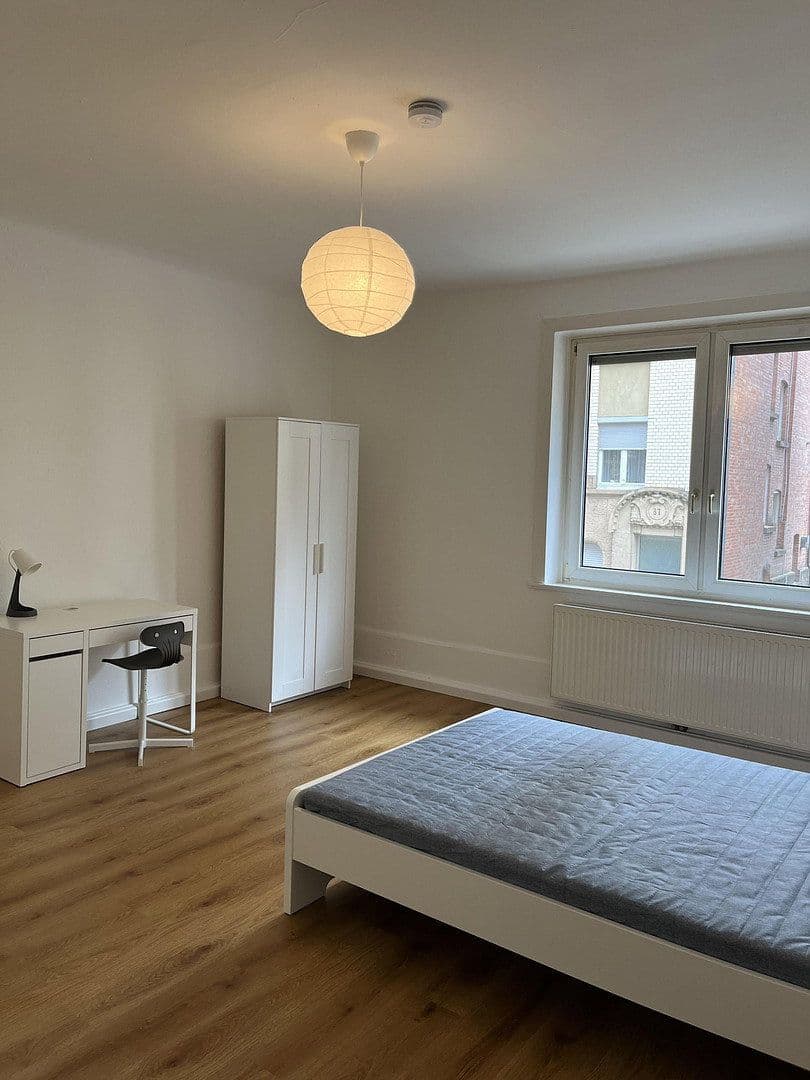 Prenájom bytu 3-izbový 65 m², Stuttgart, Bádensko-Wurttembersko Prenájom bytu 3-izbový 65 m², Stuttgart, Bádensko-Wurttembersko