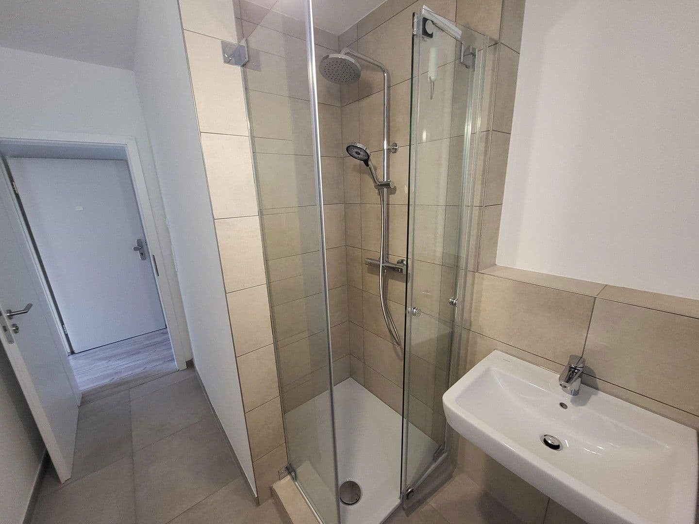 Prenájom bytu 3-izbový 26 m², Keplerstr. 12, Tübingen, Bádensko-Wurttembersko Prenájom bytu 3-izbový 26 m², Keplerstr. 12, Tübingen, Bádensko-Wurttembersko