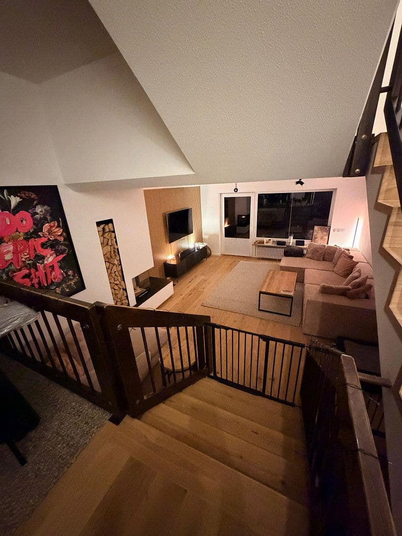 Prenájom domu 130 m², pozemek 130 m², München, Bavorsko Prenájom domu 130 m², pozemek 130 m², München, Bavorsko