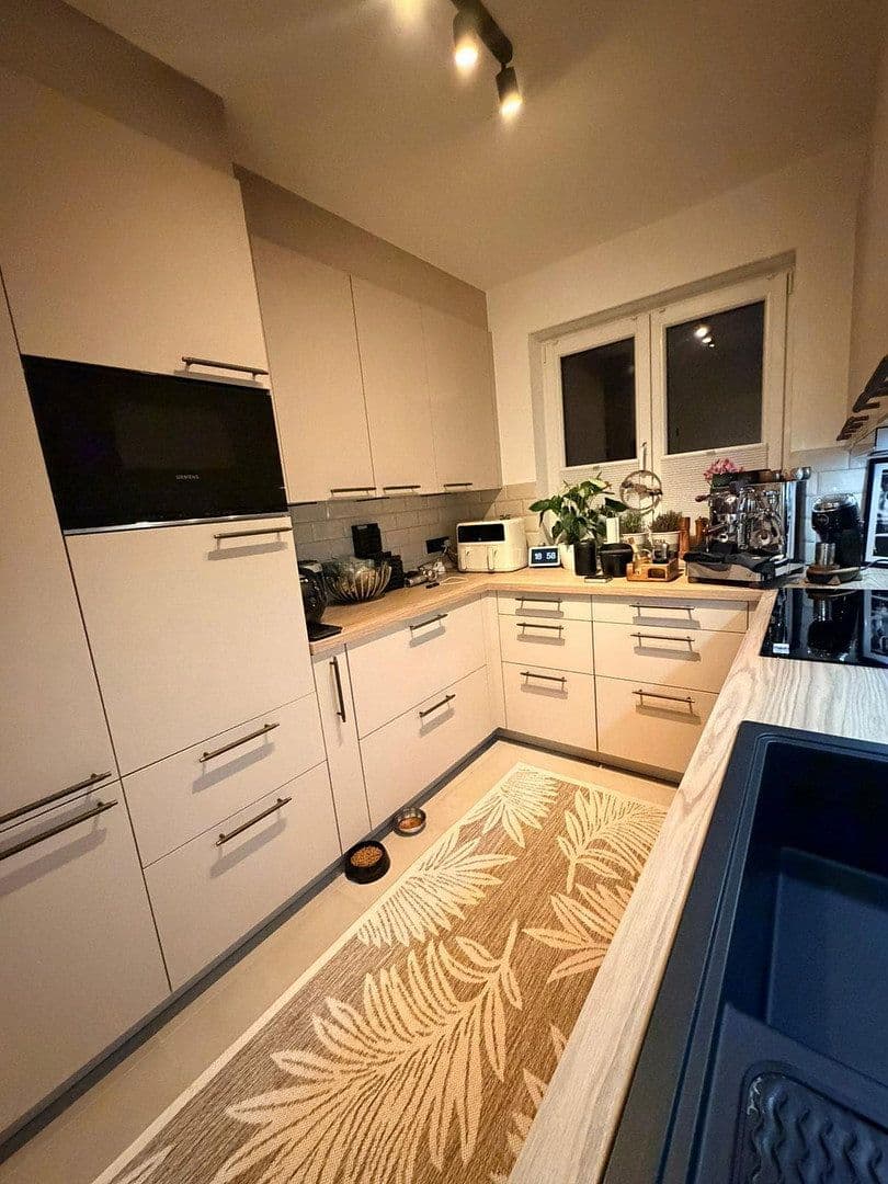 Prenájom domu 130 m², pozemek 130 m², München, Bavorsko Prenájom domu 130 m², pozemek 130 m², München, Bavorsko