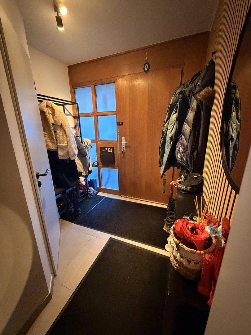 Prenájom domu 130 m², pozemek 130 m², München, Bavorsko Prenájom domu 130 m², pozemek 130 m², München, Bavorsko