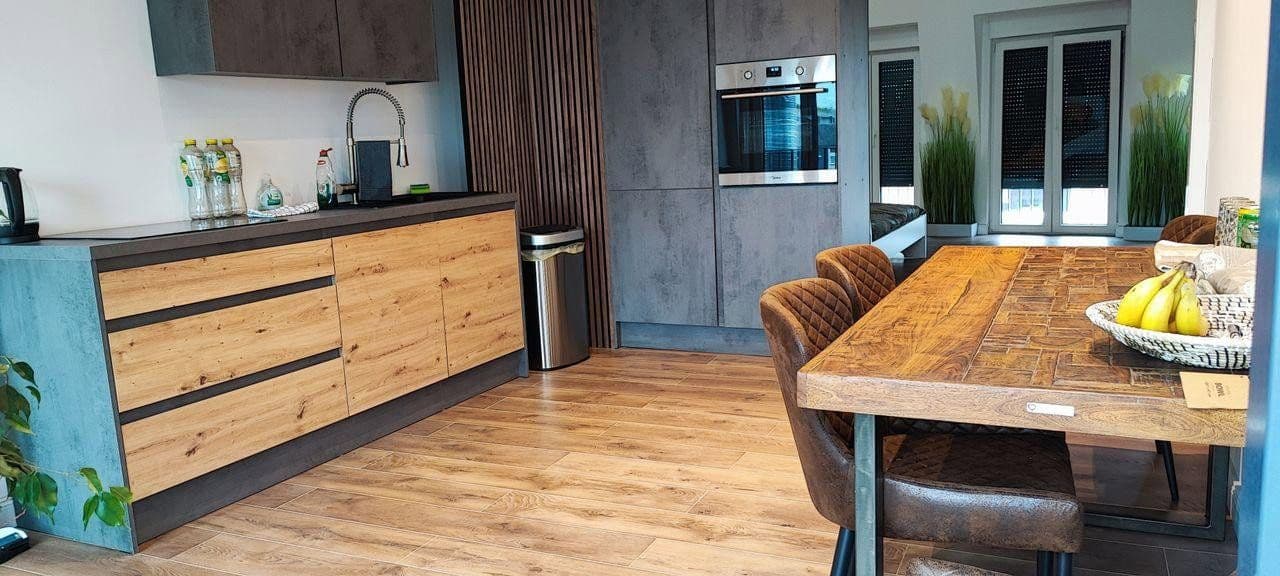 Prenájom bytu 2-izbový 67 m², Richard-Wagner-Strasse 17, Berlin, Berlín Prenájom bytu 2-izbový 67 m², Richard-Wagner-Strasse 17, Berlin, Berlín