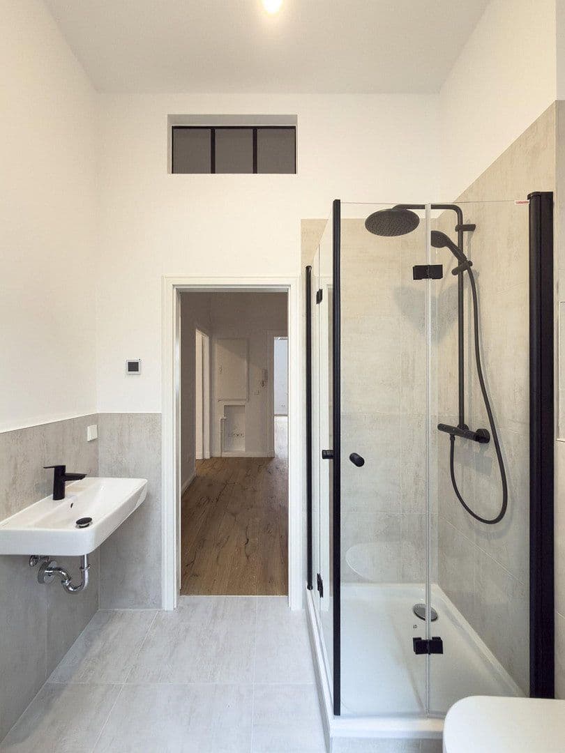 Predaj bytu 3-izbový 56 m², Berlin, Berlín Predaj bytu 3-izbový 56 m², Berlin, Berlín