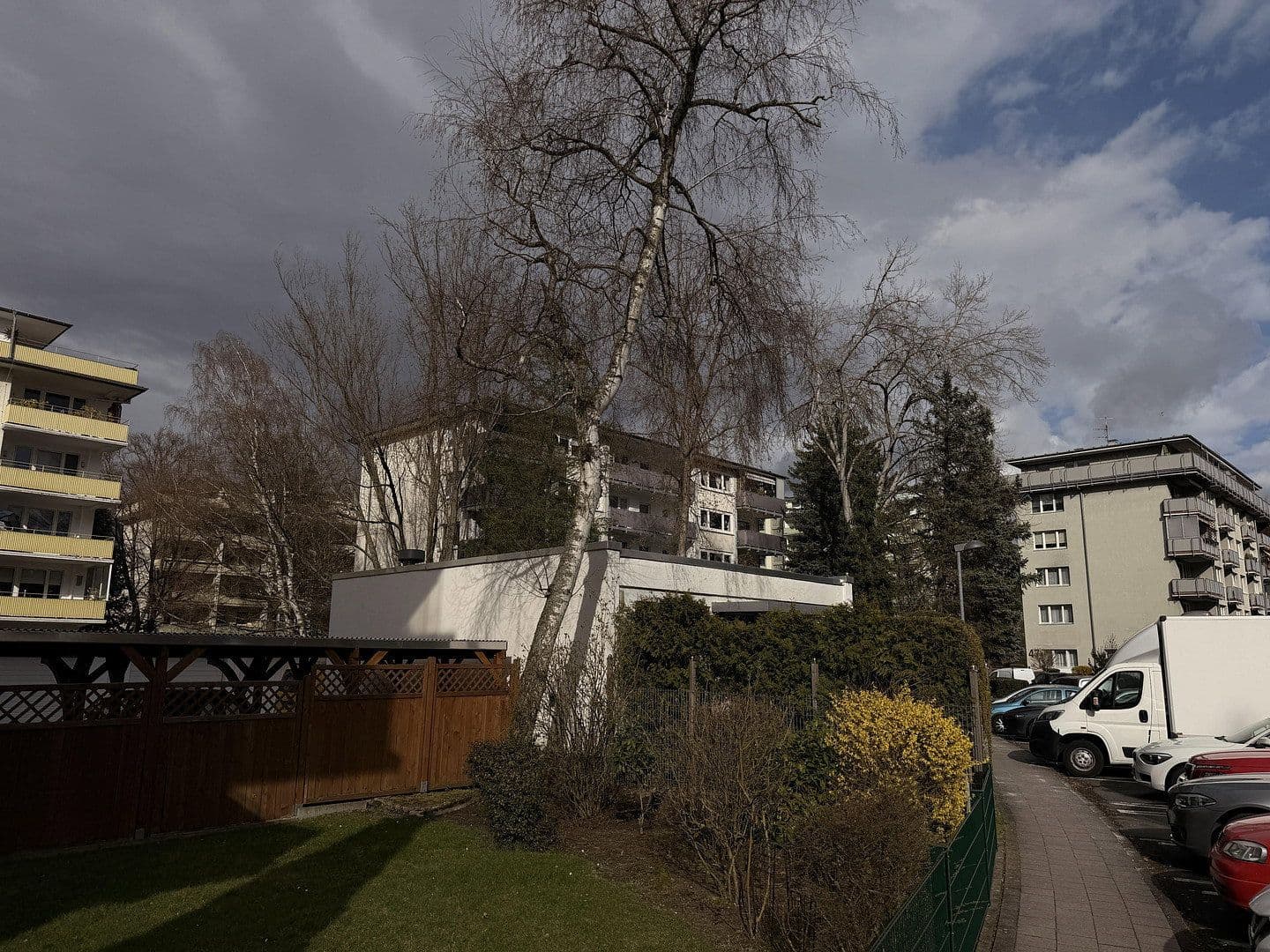 Predaj domu 90 m², pozemek 440 m², Am Forsthaus Gravenbruch 24a, Neu-Isenburg, Hesensko Predaj domu 90 m², pozemek 440 m², Am Forsthaus Gravenbruch 24a, Neu-Isenburg, Hesensko