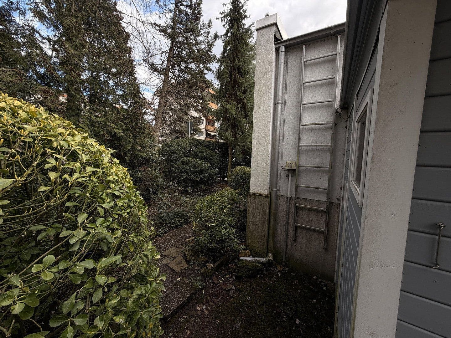 Predaj domu 90 m², pozemek 440 m², Am Forsthaus Gravenbruch 24a, Neu-Isenburg, Hesensko Predaj domu 90 m², pozemek 440 m², Am Forsthaus Gravenbruch 24a, Neu-Isenburg, Hesensko