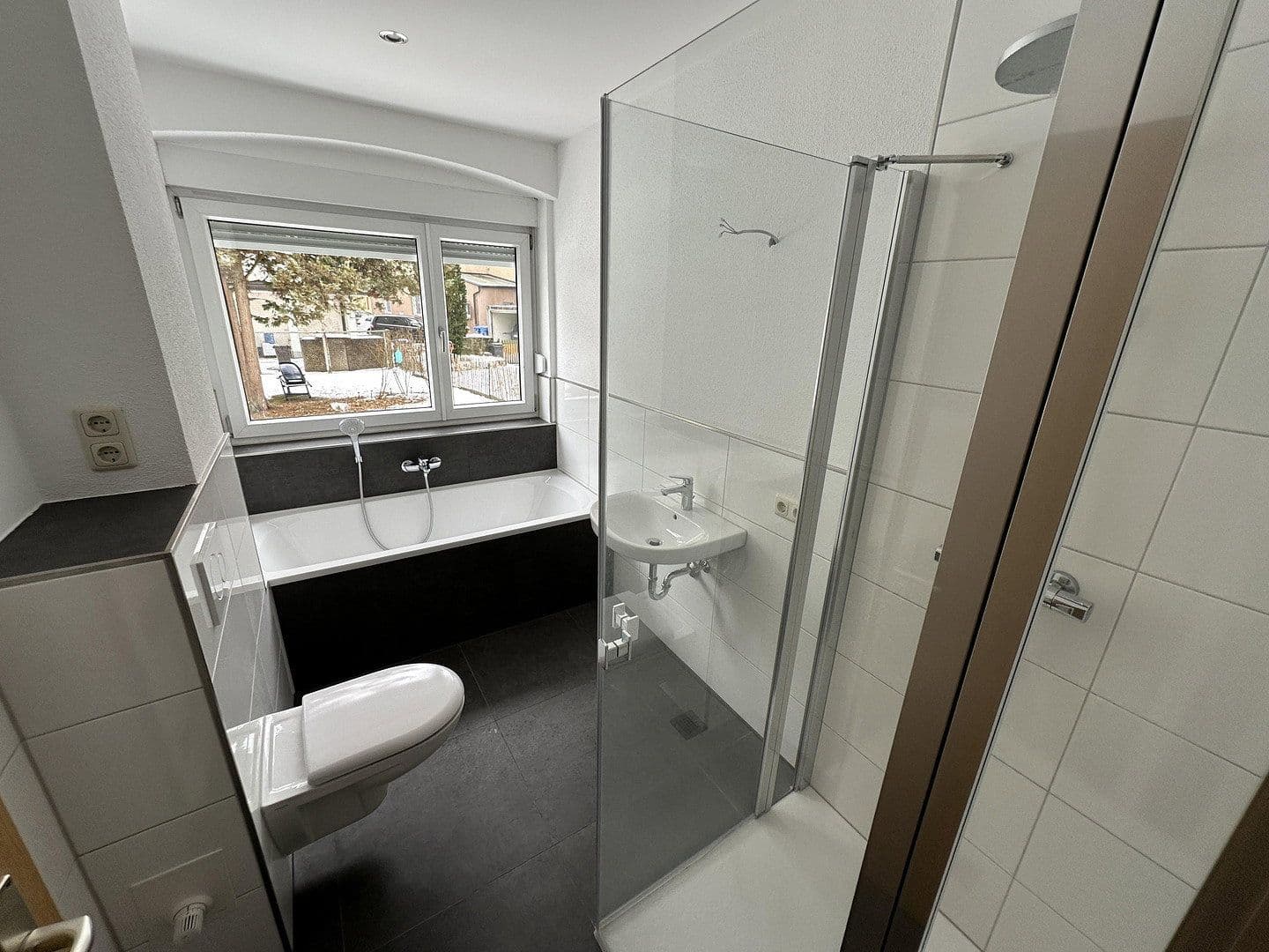 Prenájom bytu 4-izbový 82 m², Weiden, Bavorsko Prenájom bytu 4-izbový 82 m², Weiden, Bavorsko