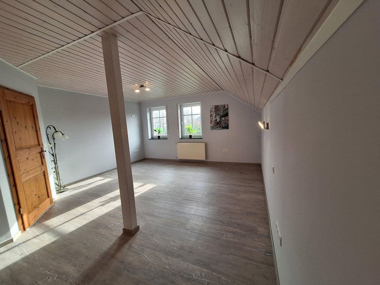 Predaj domu 284 m², pozemek 943 m², Dersum, Dolné Sasko Predaj domu 284 m², pozemek 943 m², Dersum, Dolné Sasko