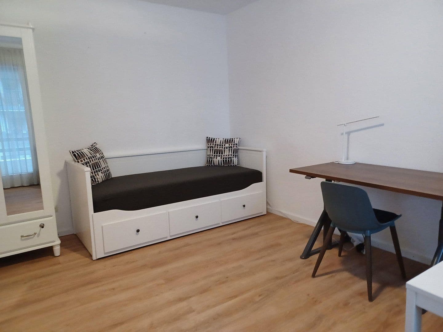 Predaj bytu 1-izbový 27 m², Arcostr. 10-12, Berlin, Berlín Predaj bytu 1-izbový 27 m², Arcostr. 10-12, Berlin, Berlín