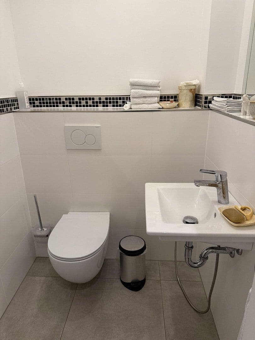 Prenájom bytu 3-izbový 104 m², Leichlingerstr. 1d, Leichlingen, Severné Porýnie - Westfálsko Prenájom bytu 3-izbový 104 m², Leichlingerstr. 1d, Leichlingen, Severné Porýnie - Westfálsko