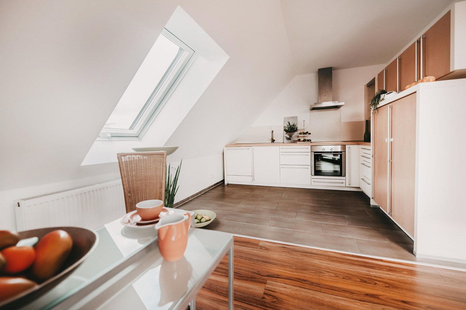 Prenájom bytu 4-izbový 129 m², Hansefelder Hof 1, Hamberge, Šlezvicko-Holštajnsko Prenájom bytu 4-izbový 129 m², Hansefelder Hof 1, Hamberge, Šlezvicko-Holštajnsko