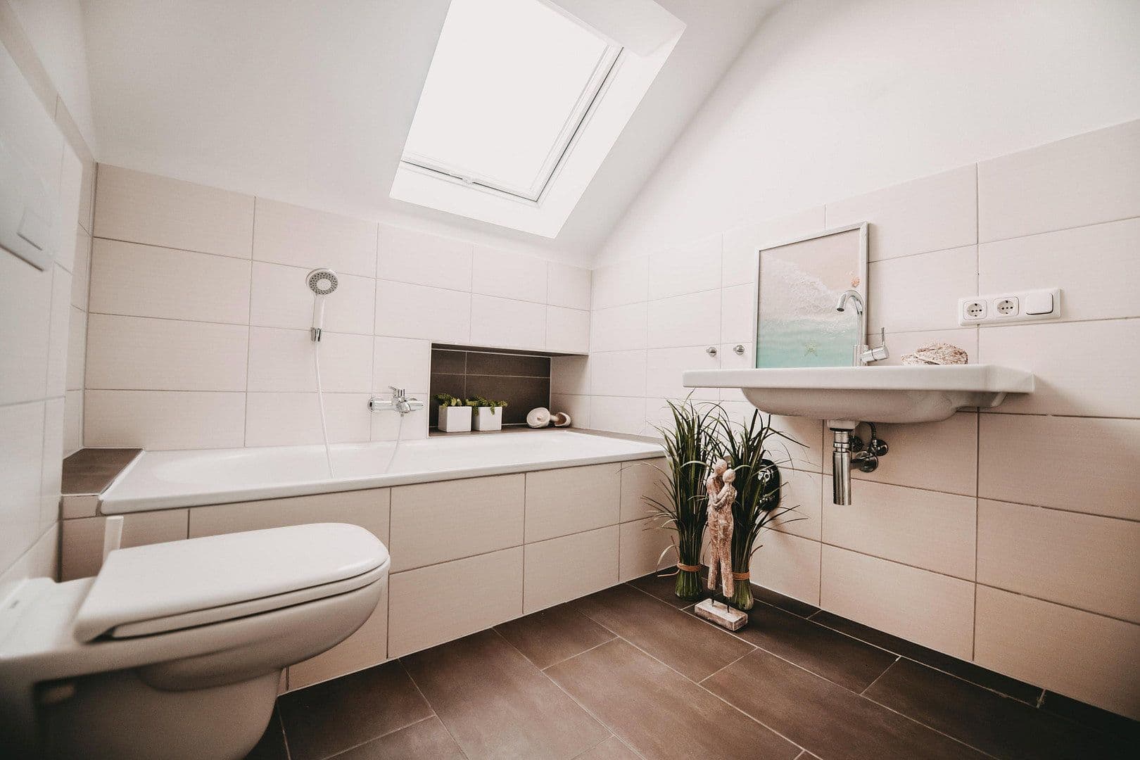 Prenájom bytu 4-izbový 129 m², Hansefelder Hof 1, Hamberge, Šlezvicko-Holštajnsko Prenájom bytu 4-izbový 129 m², Hansefelder Hof 1, Hamberge, Šlezvicko-Holštajnsko