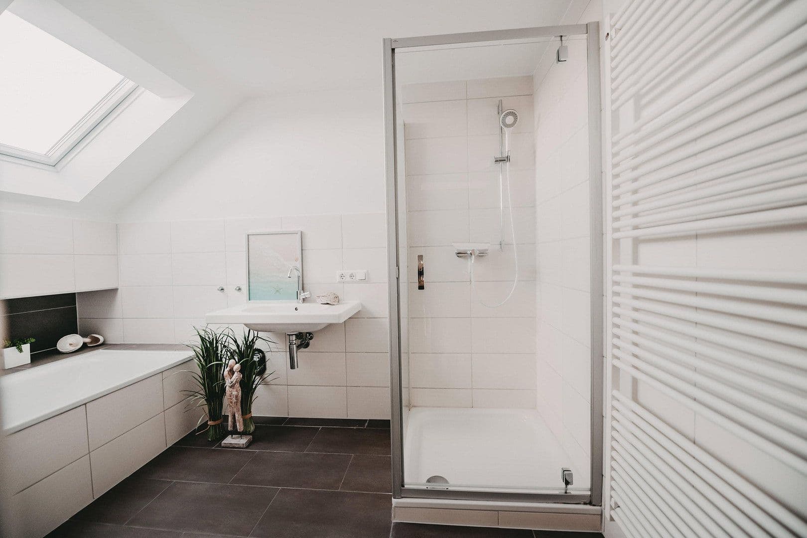 Prenájom bytu 4-izbový 129 m², Hansefelder Hof 1, Hamberge, Šlezvicko-Holštajnsko Prenájom bytu 4-izbový 129 m², Hansefelder Hof 1, Hamberge, Šlezvicko-Holštajnsko