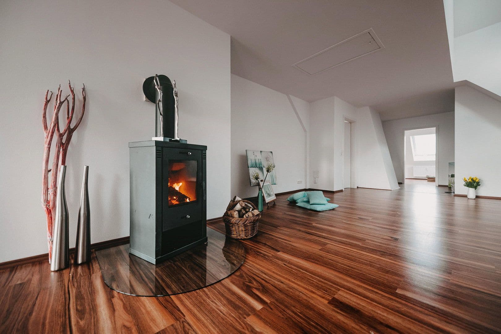 Prenájom bytu 4-izbový 129 m², Hansefelder Hof 1, Hamberge, Šlezvicko-Holštajnsko Prenájom bytu 4-izbový 129 m², Hansefelder Hof 1, Hamberge, Šlezvicko-Holštajnsko