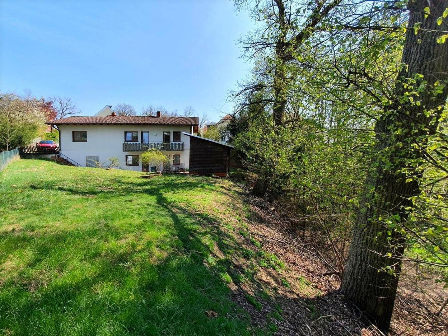 Predaj domu 145 m², pozemek 745 m², Landshut, Bavorsko Predaj domu 145 m², pozemek 745 m², Landshut, Bavorsko