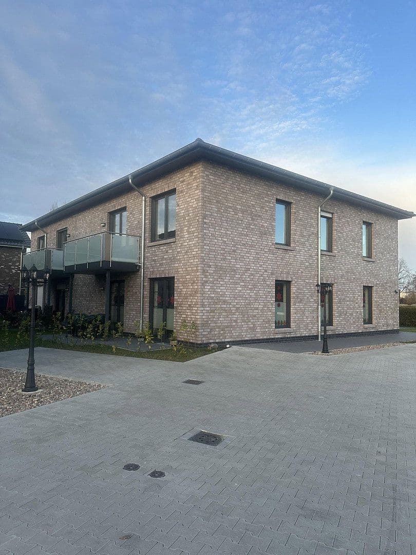 Prenájom bytu 5-izbový 92 m², Bahnweg 1b, Barßel, Dolné Sasko Prenájom bytu 5-izbový 92 m², Bahnweg 1b, Barßel, Dolné Sasko