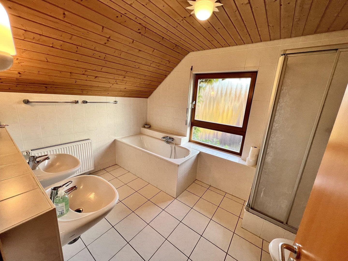 Predaj domu 136 m², pozemek 486 m², St. Peter, Bádensko-Wurttembersko Predaj domu 136 m², pozemek 486 m², St. Peter, Bádensko-Wurttembersko