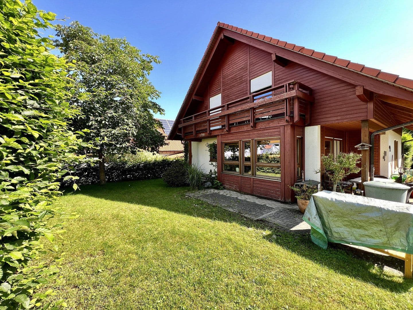 Predaj domu 136 m², pozemek 486 m², St. Peter, Bádensko-Wurttembersko Predaj domu 136 m², pozemek 486 m², St. Peter, Bádensko-Wurttembersko