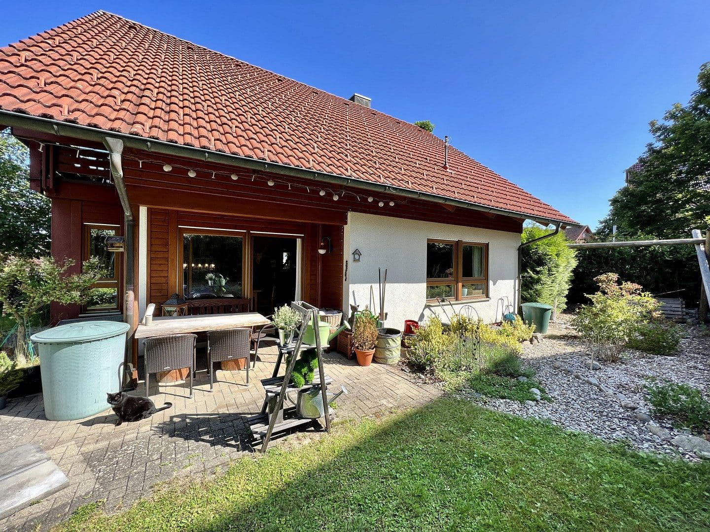 Predaj domu 136 m², pozemek 486 m², St. Peter, Bádensko-Wurttembersko Predaj domu 136 m², pozemek 486 m², St. Peter, Bádensko-Wurttembersko