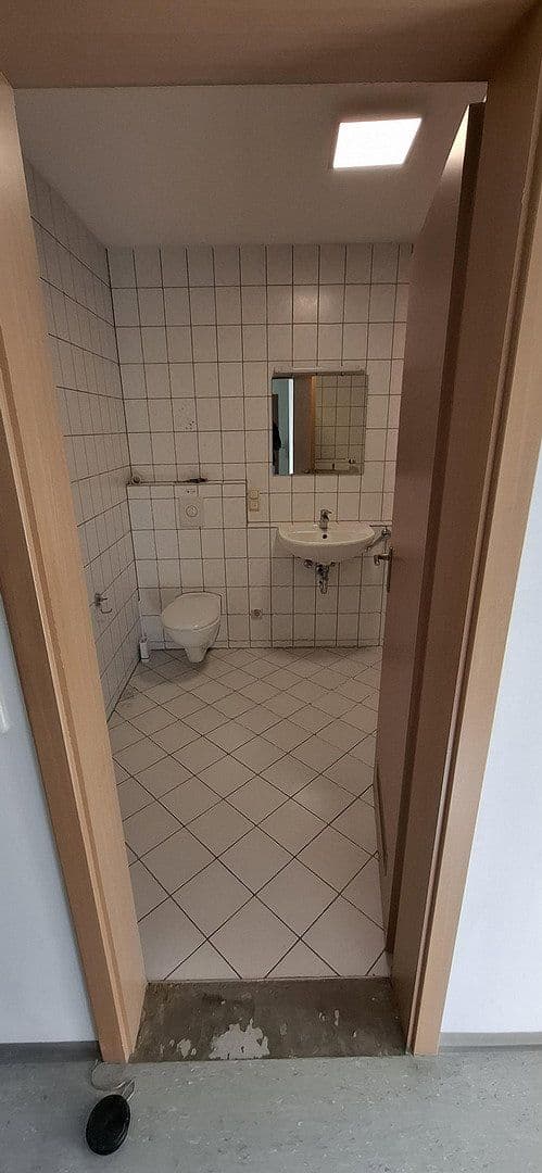 Prenájom bytu 3-izbový 73 m², Birkenallee 33 A, Bubenreuth, Bavorsko Prenájom bytu 3-izbový 73 m², Birkenallee 33 A, Bubenreuth, Bavorsko