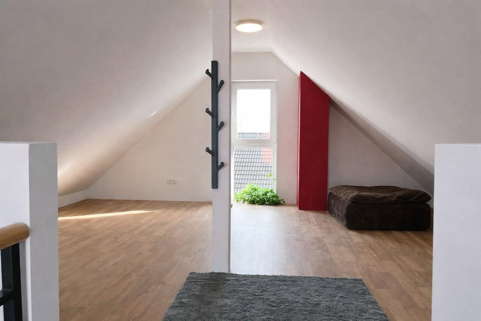 Predaj domu 141 m², pozemek 407 m², Braunschweig, Dolné Sasko Predaj domu 141 m², pozemek 407 m², Braunschweig, Dolné Sasko