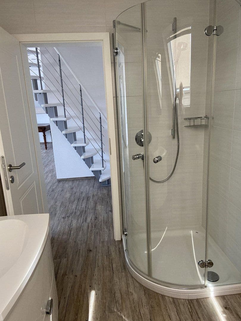 Prenájom bytu 4-izbový 150 m², Weiler-Simmerberg, Bavorsko Prenájom bytu 4-izbový 150 m², Weiler-Simmerberg, Bavorsko