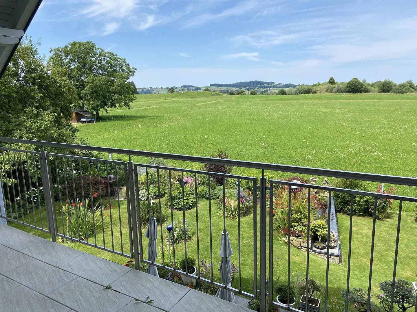 Prenájom bytu 4-izbový 150 m², Weiler-Simmerberg, Bavorsko Prenájom bytu 4-izbový 150 m², Weiler-Simmerberg, Bavorsko