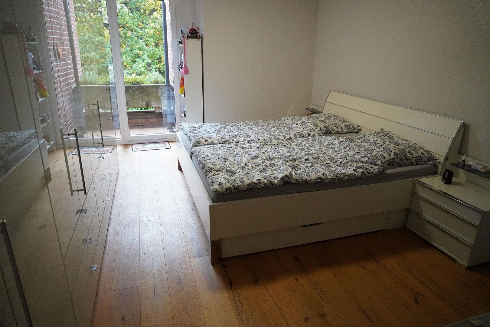 Predaj bytu 4-izbový 152 m², Hannover, Dolné Sasko Predaj bytu 4-izbový 152 m², Hannover, Dolné Sasko