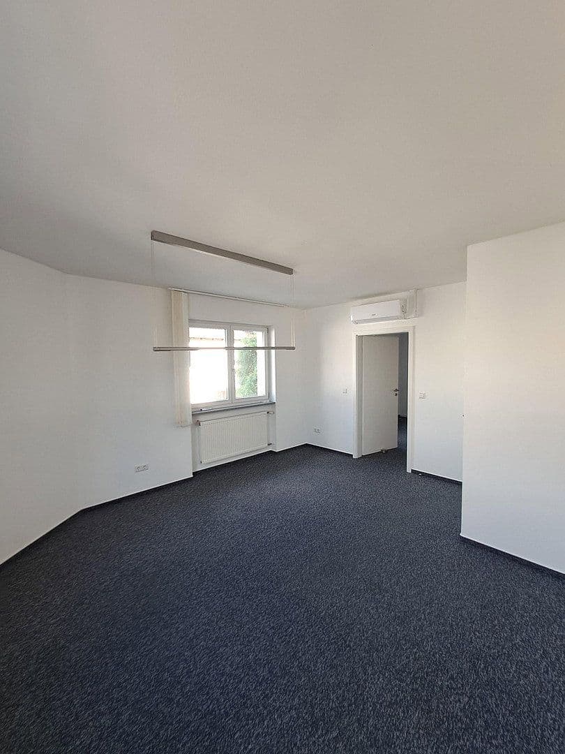 Prenájom kancelárie 120 m², Friedrichstraße 30, Schwetzingen, Bádensko-Wurttembersko Prenájom kancelárie 120 m², Friedrichstraße 30, Schwetzingen, Bádensko-Wurttembersko