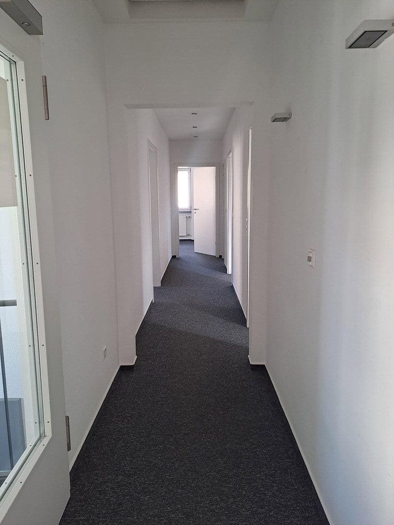 Prenájom kancelárie 120 m², Friedrichstraße 30, Schwetzingen, Bádensko-Wurttembersko Prenájom kancelárie 120 m², Friedrichstraße 30, Schwetzingen, Bádensko-Wurttembersko
