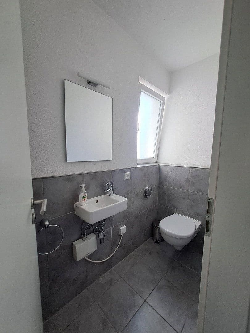 Prenájom kancelárie 120 m², Friedrichstraße 30, Schwetzingen, Bádensko-Wurttembersko Prenájom kancelárie 120 m², Friedrichstraße 30, Schwetzingen, Bádensko-Wurttembersko