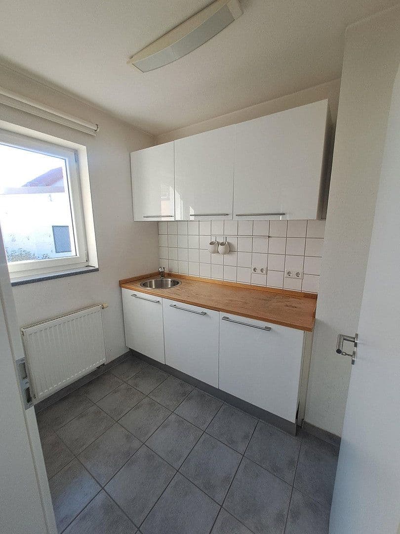 Prenájom kancelárie 120 m², Friedrichstraße 30, Schwetzingen, Bádensko-Wurttembersko Prenájom kancelárie 120 m², Friedrichstraße 30, Schwetzingen, Bádensko-Wurttembersko