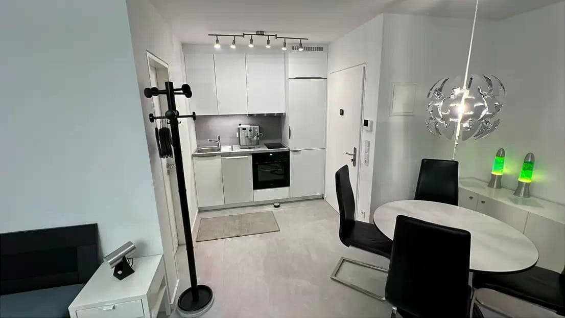 Prenájom bytu 1-izbový 32 m², Dattelweg 29, Stuttgart, Bádensko-Wurttembersko Prenájom bytu 1-izbový 32 m², Dattelweg 29, Stuttgart, Bádensko-Wurttembersko