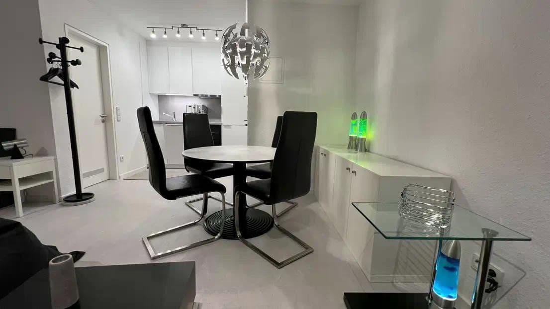 Prenájom bytu 1-izbový 32 m², Dattelweg 29, Stuttgart, Bádensko-Wurttembersko Prenájom bytu 1-izbový 32 m², Dattelweg 29, Stuttgart, Bádensko-Wurttembersko