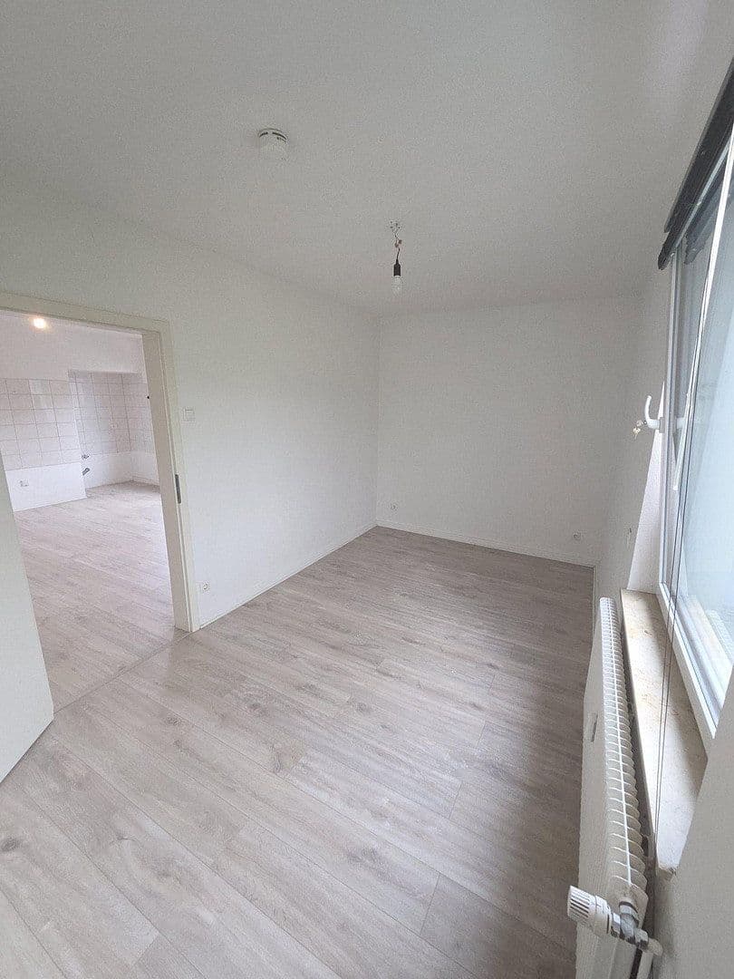 Prenájom bytu 2-izbový 58 m², Dinnendahlstrasse 40, Oberhausen, Severné Porýnie - Westfálsko Prenájom bytu 2-izbový 58 m², Dinnendahlstrasse 40, Oberhausen, Severné Porýnie - Westfálsko