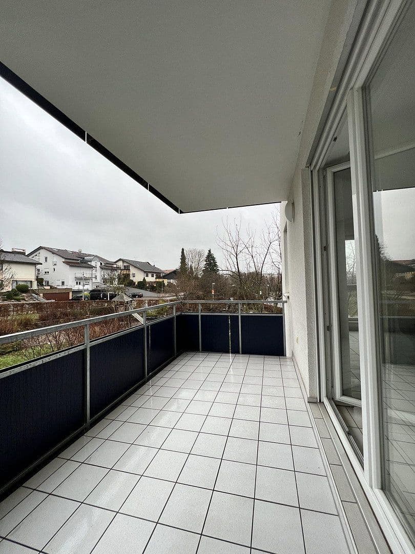 Prenájom bytu 3-izbový 80 m², Herdweg 2, Erlenbach, Bádensko-Wurttembersko Prenájom bytu 3-izbový 80 m², Herdweg 2, Erlenbach, Bádensko-Wurttembersko