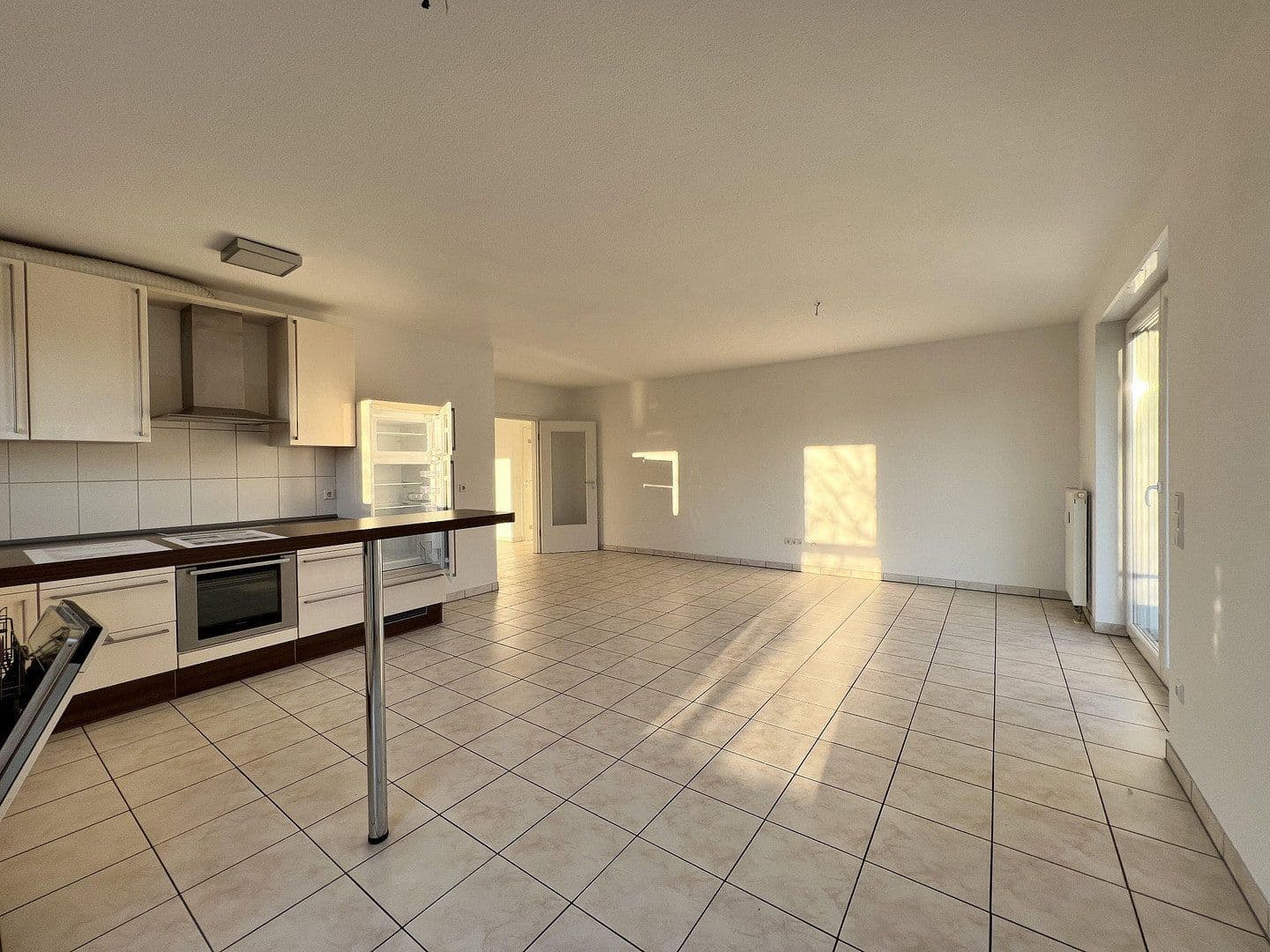 Prenájom bytu 3-izbový 80 m², Herdweg 2, Erlenbach, Bádensko-Wurttembersko Prenájom bytu 3-izbový 80 m², Herdweg 2, Erlenbach, Bádensko-Wurttembersko