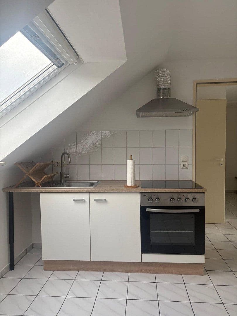 Prenájom bytu 1-izbový 43 m², Augsburg, Bavorsko Prenájom bytu 1-izbový 43 m², Augsburg, Bavorsko