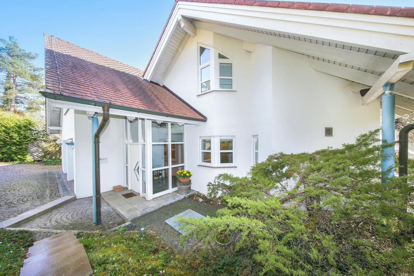 Predaj domu 357 m², pozemek 1.448 m², Grafenau, Bádensko-Wurttembersko Predaj domu 357 m², pozemek 1.448 m², Grafenau, Bádensko-Wurttembersko