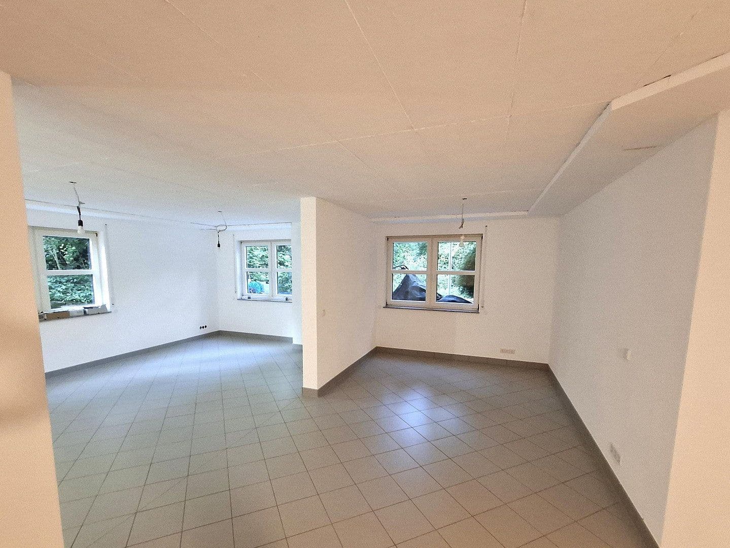 Predaj domu 357 m², pozemek 1.448 m², Grafenau, Bádensko-Wurttembersko Predaj domu 357 m², pozemek 1.448 m², Grafenau, Bádensko-Wurttembersko