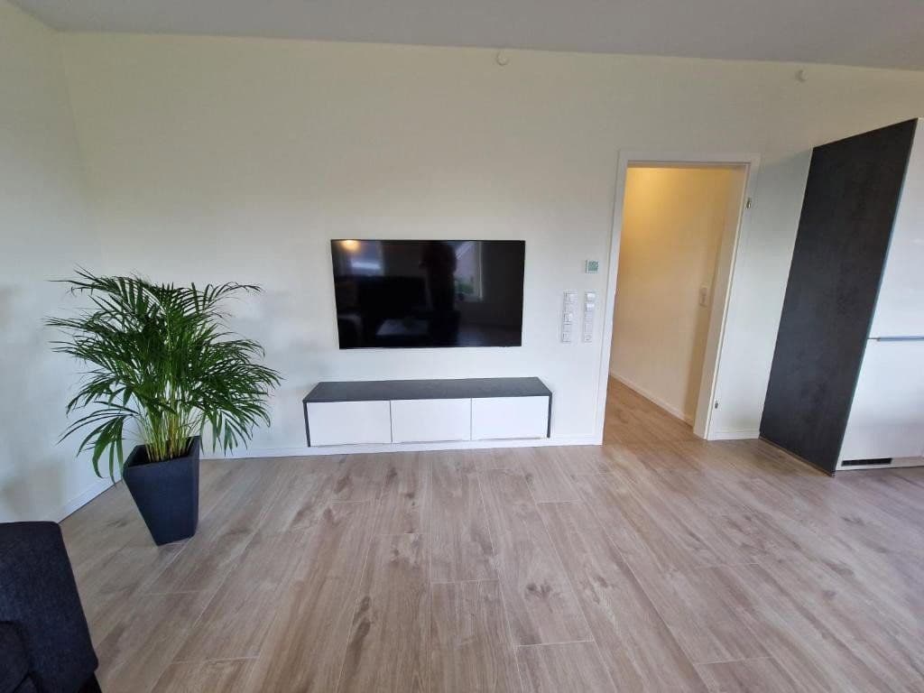 Prenájom bytu 2-izbový 75 m², Westoverledingen, Dolné Sasko Prenájom bytu 2-izbový 75 m², Westoverledingen, Dolné Sasko
