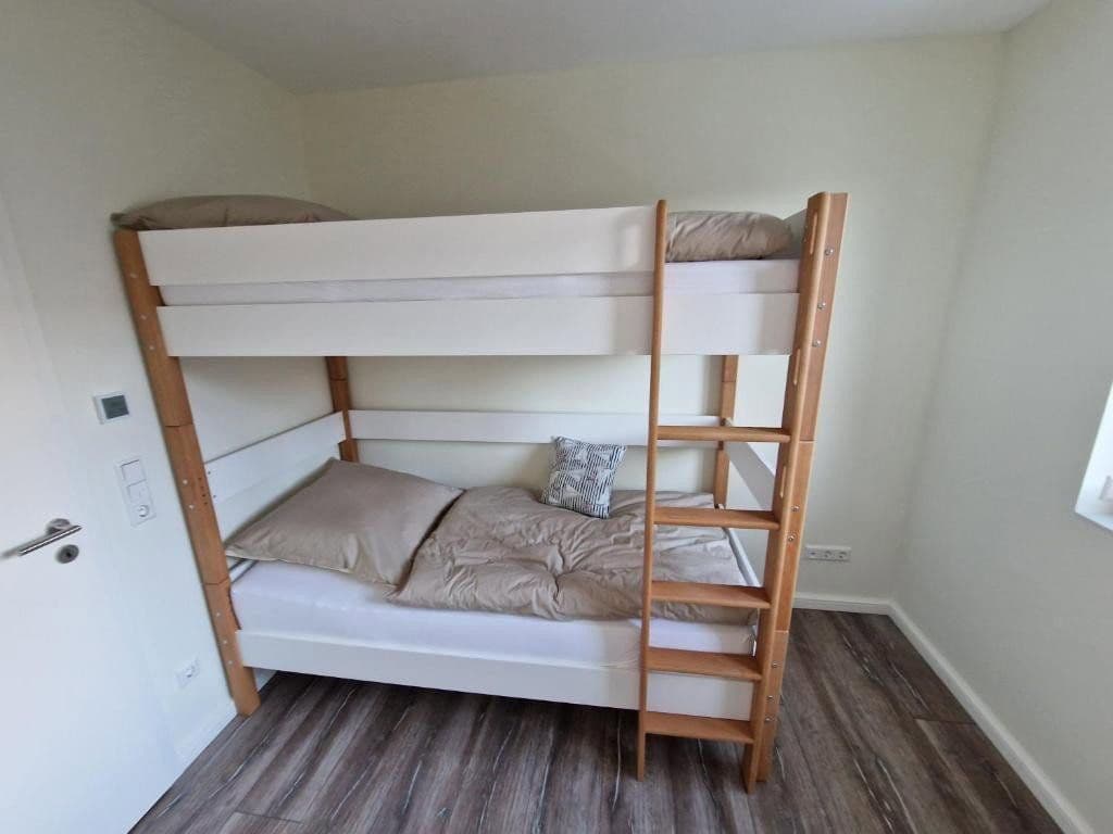 Prenájom bytu 2-izbový 75 m², Westoverledingen, Dolné Sasko Prenájom bytu 2-izbový 75 m², Westoverledingen, Dolné Sasko