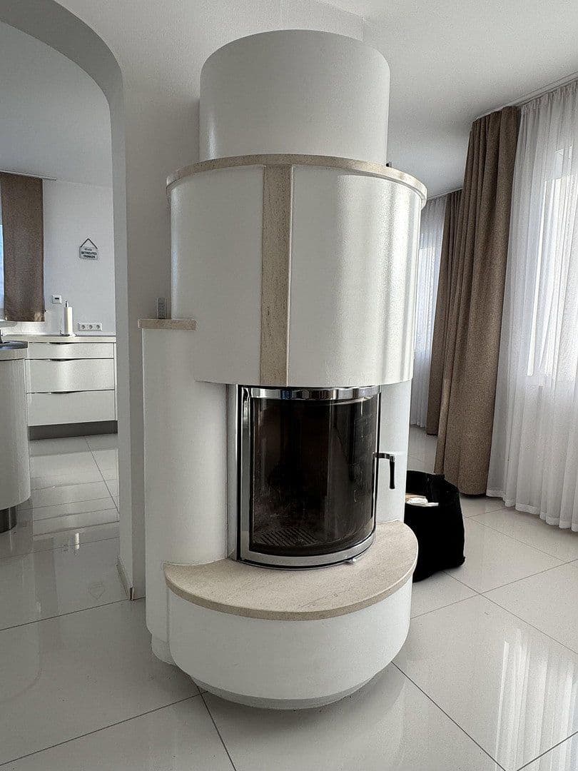 Predaj domu 234 m², pozemek 573 m², Weilheim, Bádensko-Wurttembersko Predaj domu 234 m², pozemek 573 m², Weilheim, Bádensko-Wurttembersko