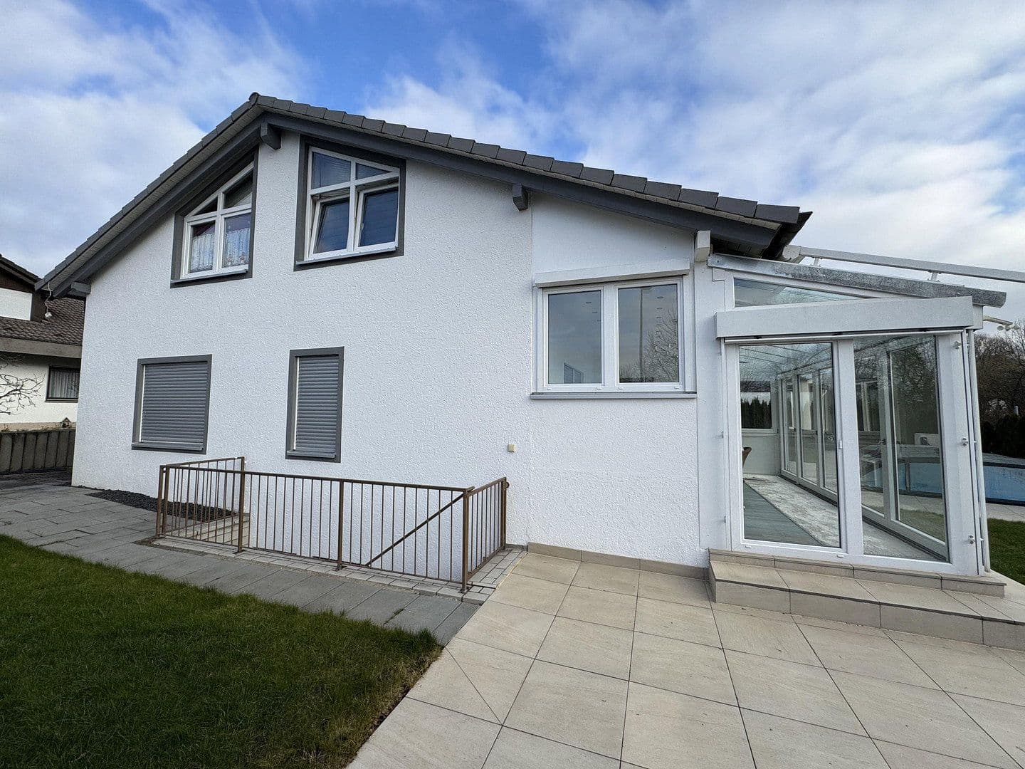 Predaj domu 234 m², pozemek 573 m², Weilheim, Bádensko-Wurttembersko Predaj domu 234 m², pozemek 573 m², Weilheim, Bádensko-Wurttembersko