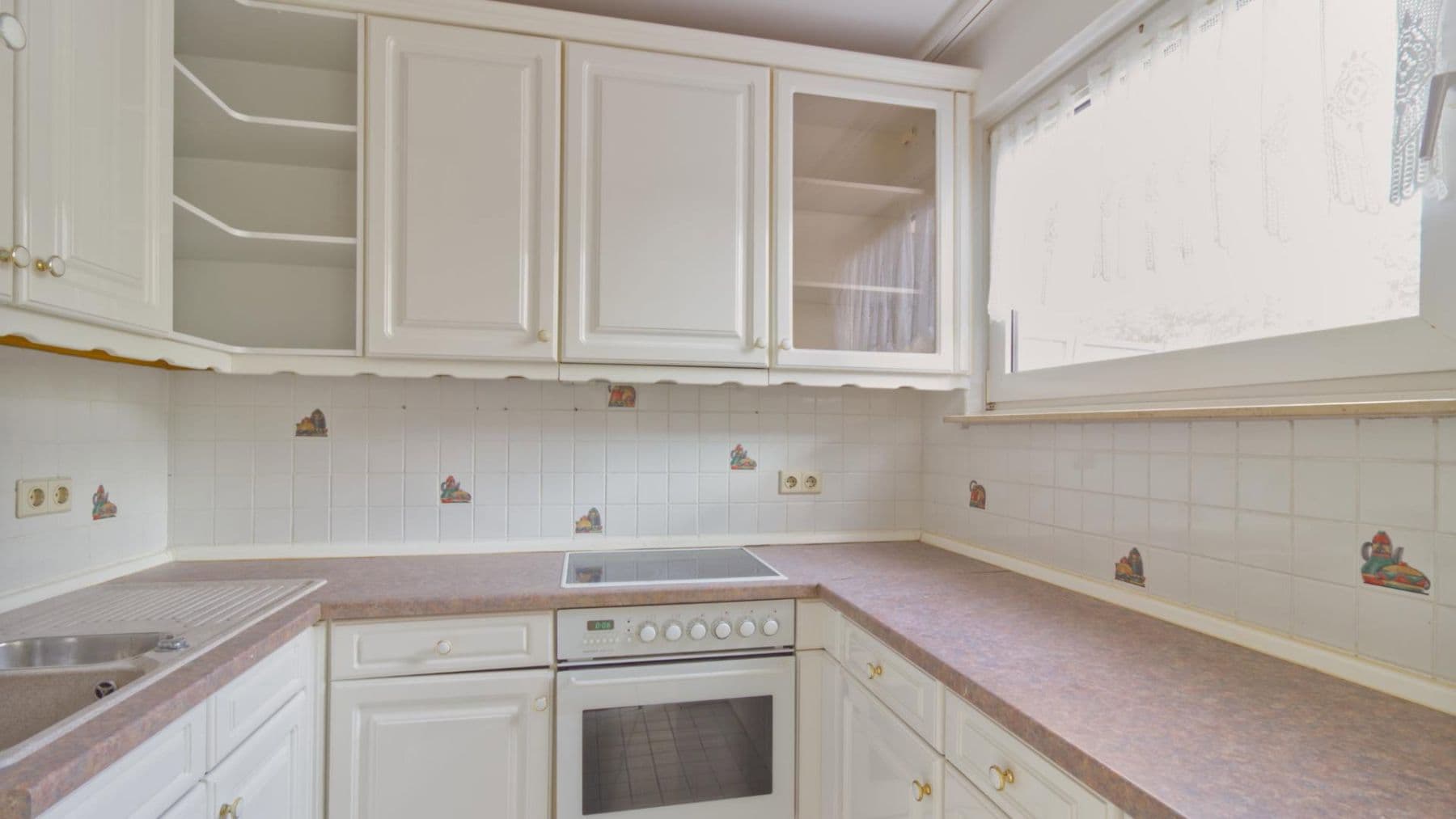 Prenájom bytu 2-izbový 80 m², Im Johannistal 13, Wuppertal, Severné Porýnie - Westfálsko Prenájom bytu 2-izbový 80 m², Im Johannistal 13, Wuppertal, Severné Porýnie - Westfálsko